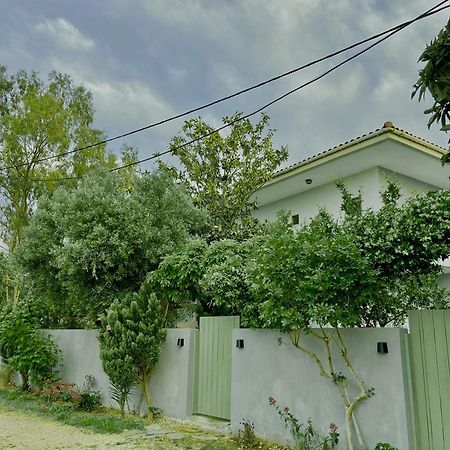 Anthonas House Apartment นิกิติ ภายนอก รูปภาพ