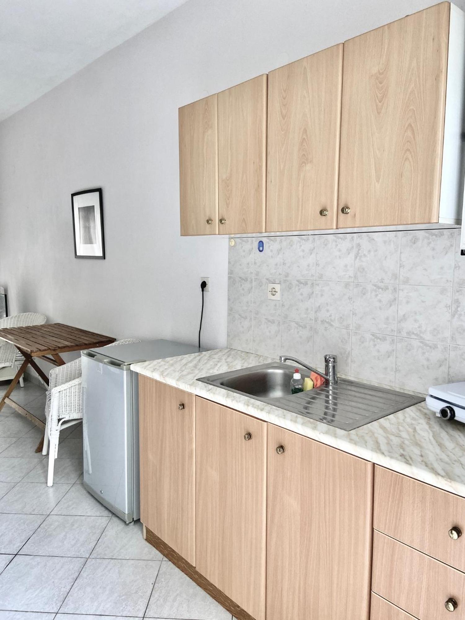 Anthonas House Apartment นิกิติ ภายนอก รูปภาพ