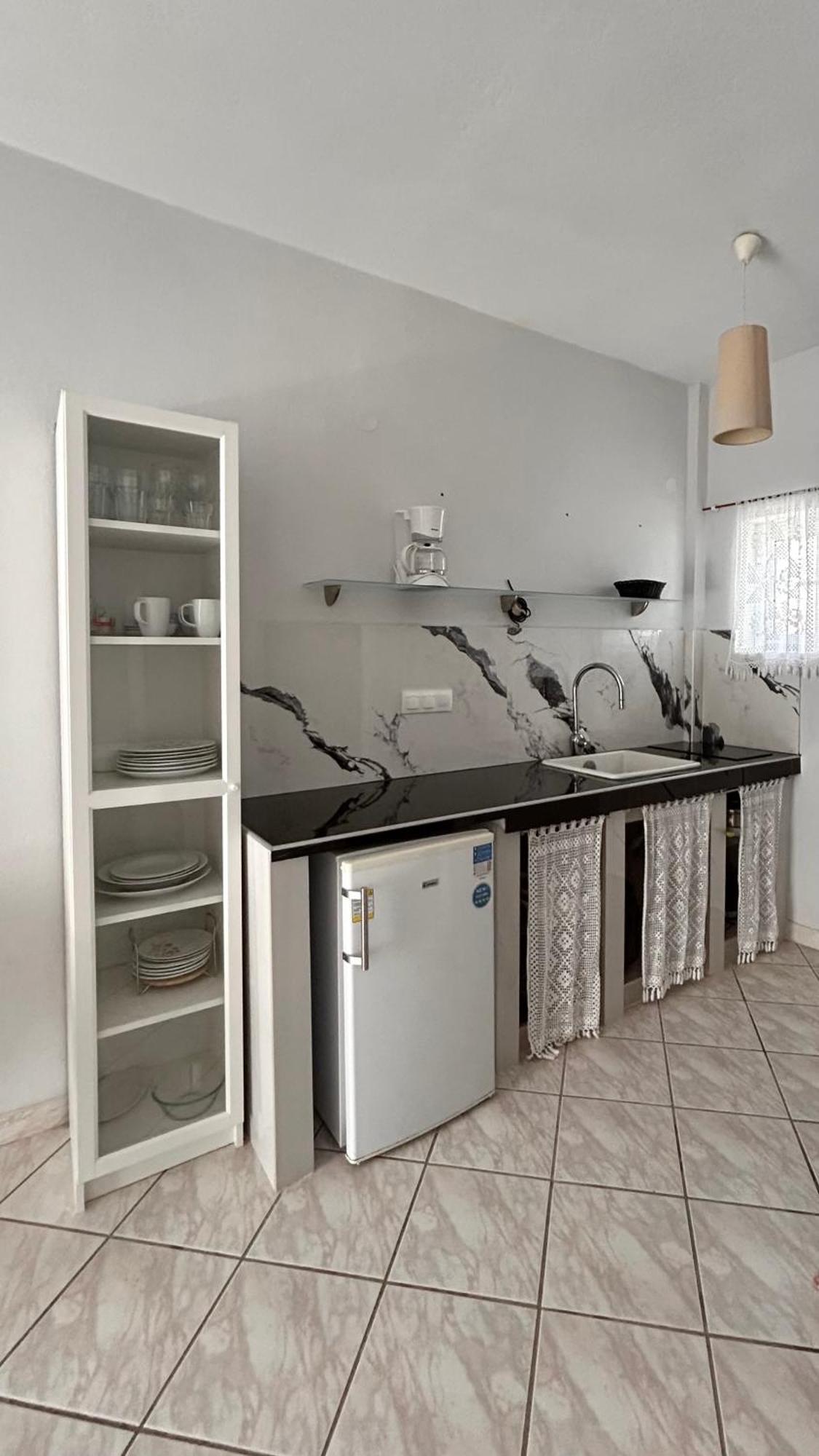 Anthonas House Apartment นิกิติ ภายนอก รูปภาพ