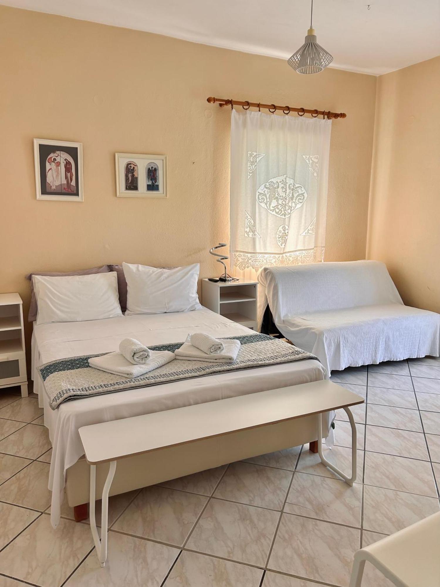 Anthonas House Apartment นิกิติ ภายนอก รูปภาพ